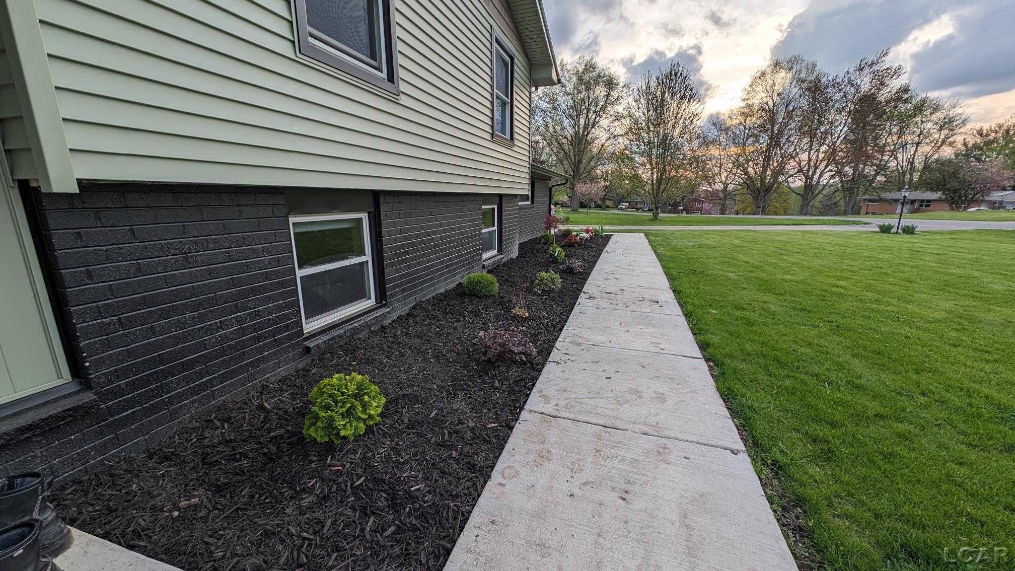 1341 Trenton Road Adrian, MI 49221 - Photo 9 of 41