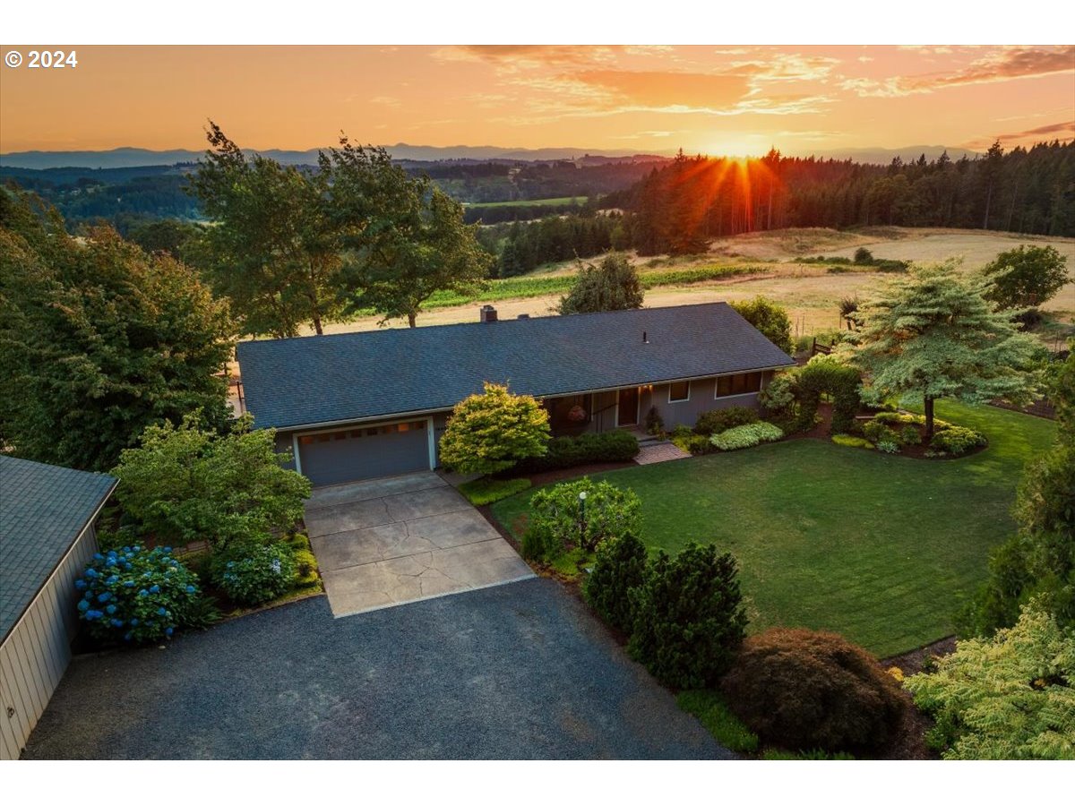 19405 Northeast Kings Grade