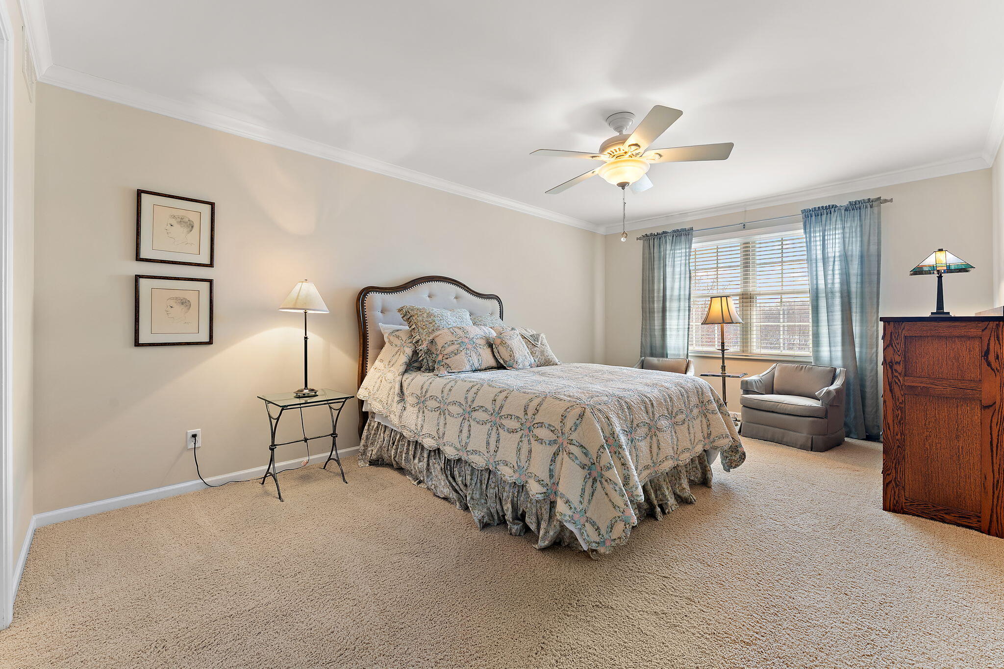 10877 Mathias Drive St. John, IN 46373 - Photo 17 of 27 2048x1365