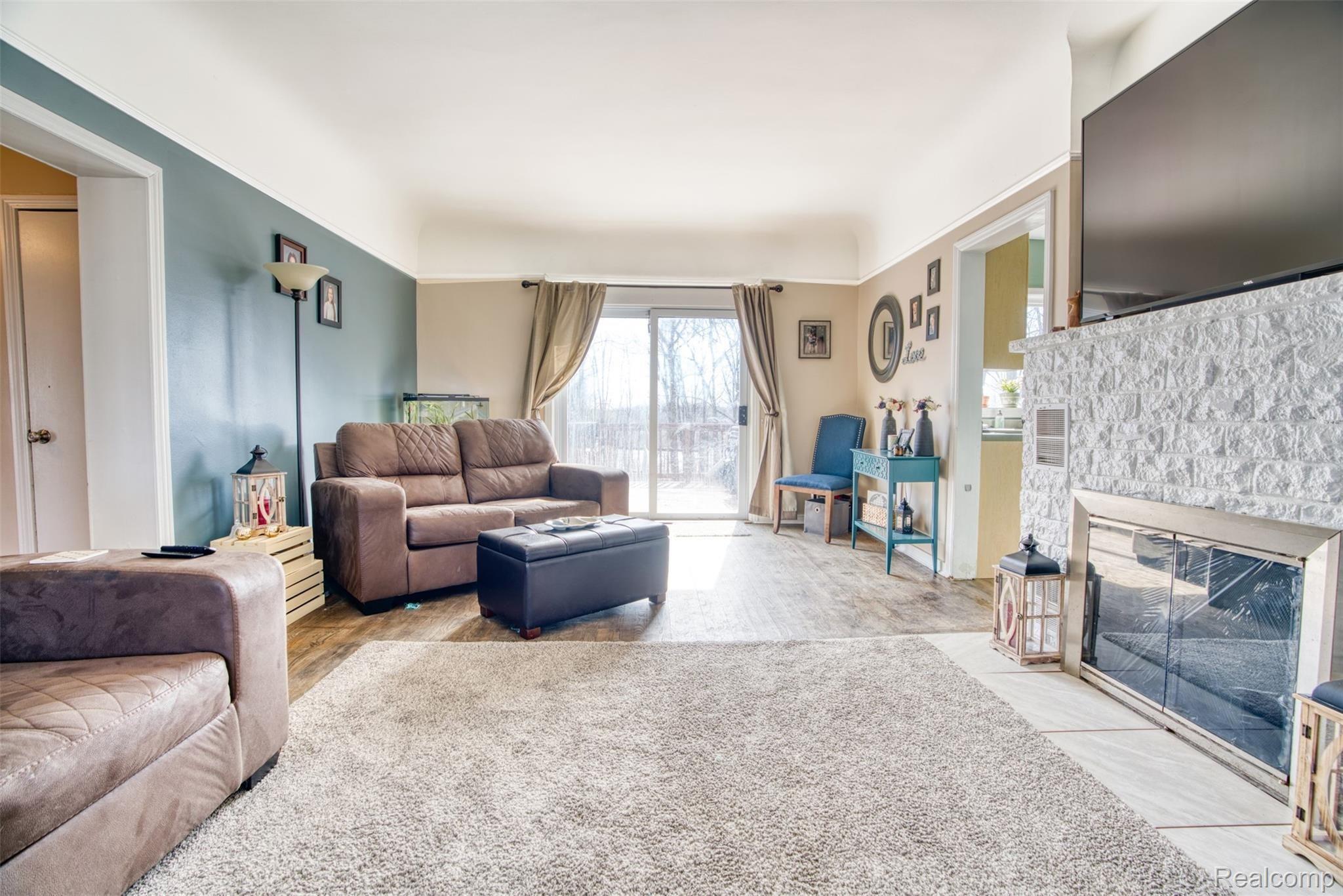 2150 Coon Lake 32.jpg