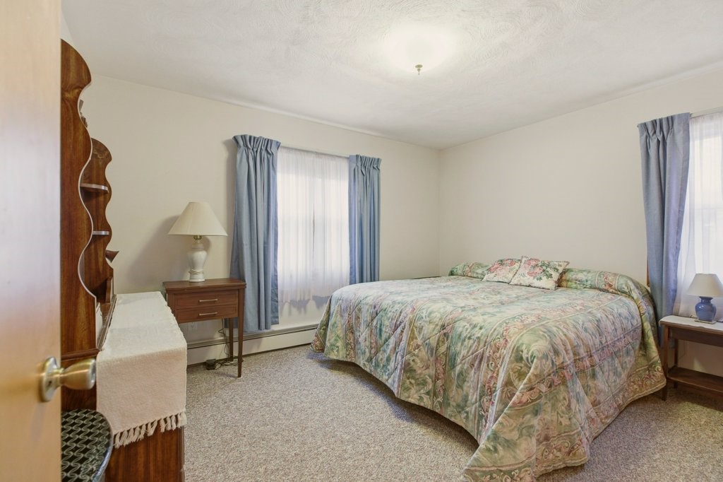 8 Wabasso Terrace Middletown, RI 02842 - Photo 21 of 41 Bedroom