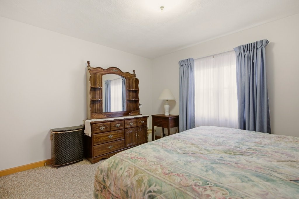 8 Wabasso Terrace Middletown, RI 02842 - Photo 22 of 41 Bedroom