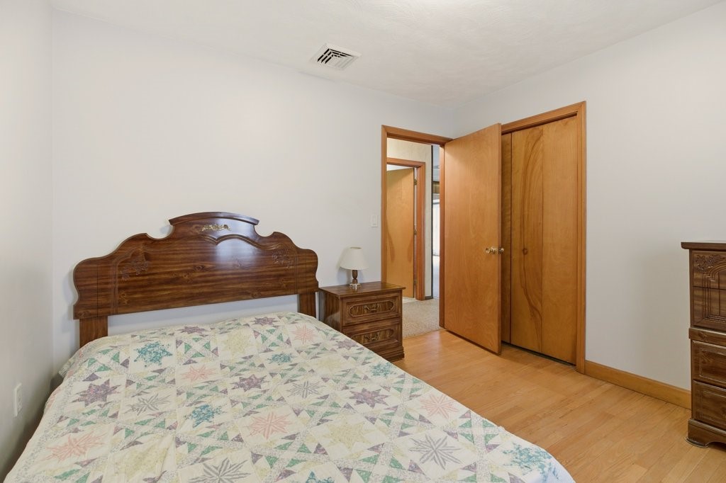 8 Wabasso Terrace Middletown, RI 02842 - Photo 27 of 41 Bedroom