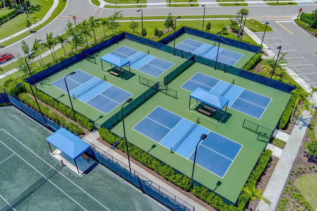 $5,500 | 9901 Regency Way, Palm Beach Gardens, FL 33412