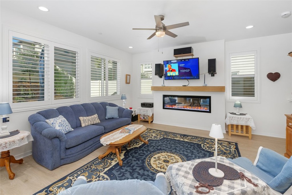 39707 Kalmia Temecula, CA 92591 - Photo 7 of 59