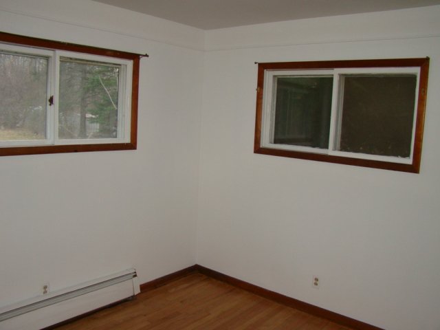 61650 Kunstman Road Ray, MI 48096 - Photo 10 of 11 31033635-9.JPG