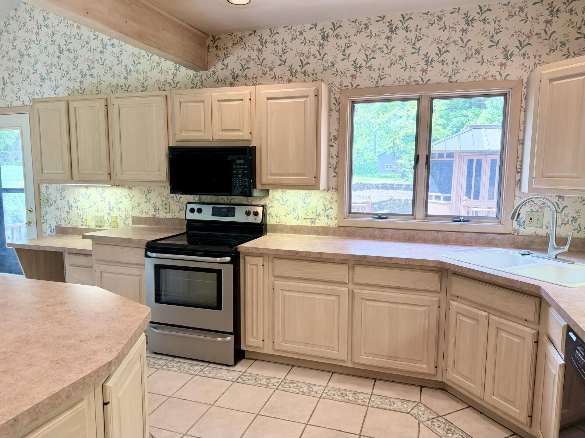 1903 Kibby Road Jackson, MI 49203 - Photo 3 of 47 New Kitchen 6.29.26