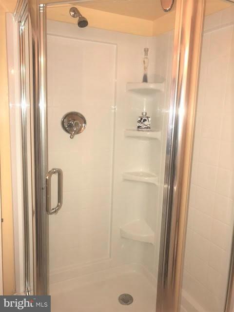4105 Glenhunt Road Baltimore, MD 21229 - Photo 28 of 30 Bath