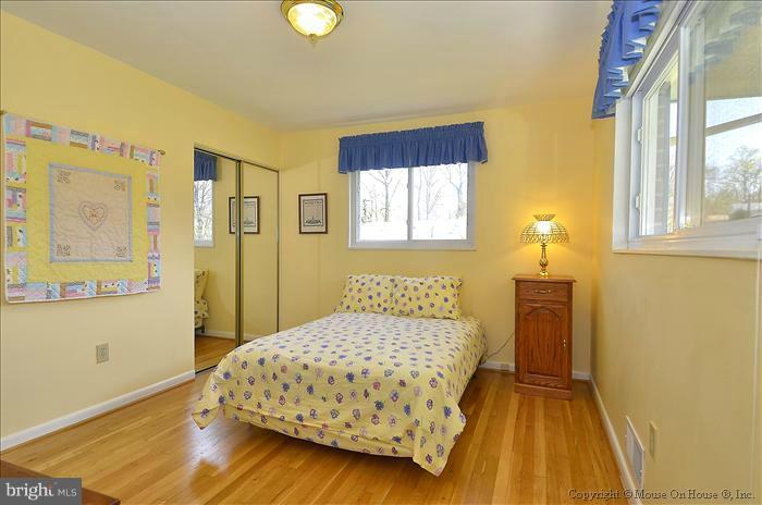 4103 Fogel Lane Silver Spring, MD 20906 - Photo 3 of 28 Bedroom