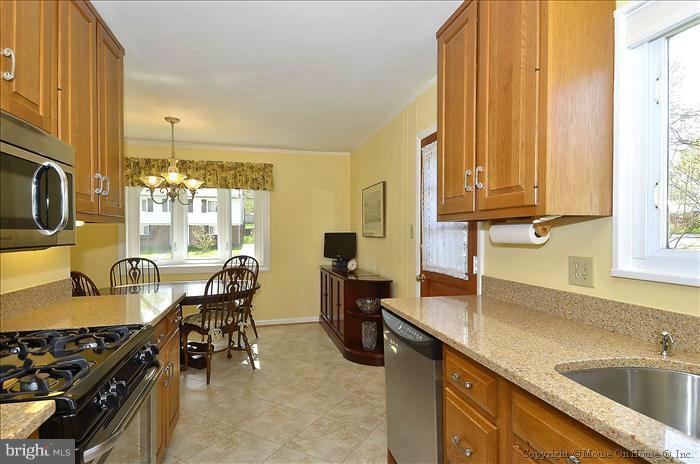 4103 Fogel Lane Silver Spring, MD 20906 - Photo 9 of 28 Kitchen