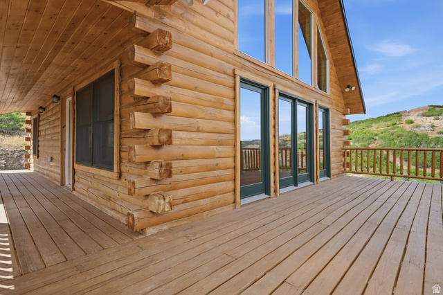 20 Q Puma Road Fairview, UT 84629 - Photo 19 of 27 Expansive wood deck with a natural wood railing