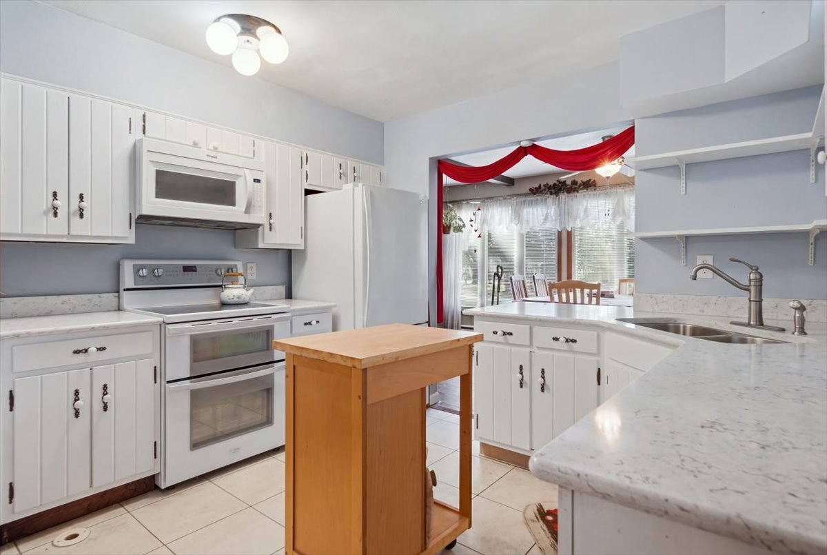 1401 Crane Road Sterling, IL 61081 - Photo 14 of 31 Gallery Image 14