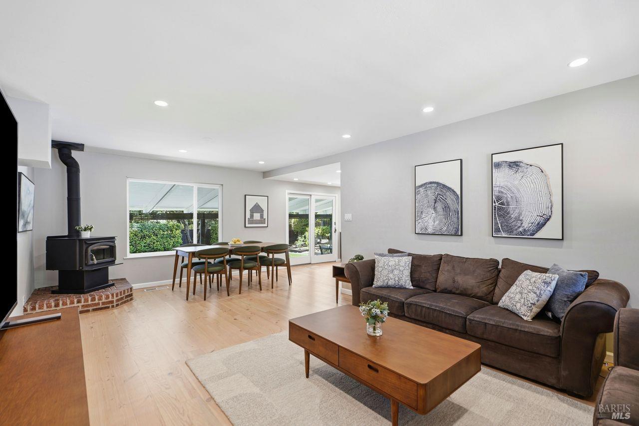2205 Hillside Drive Santa Rosa, CA 95404 - Photo 14 of 32