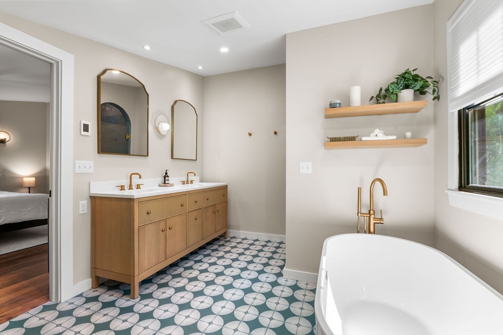 66 Cottage Road Newbury, MA 01951 - Photo 20 of 42 Gallery Image 20