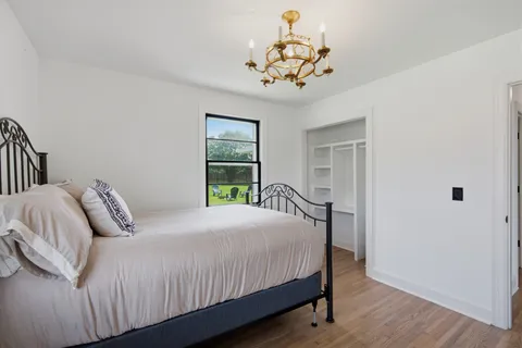 $669,900 | 2512 Meadowood Drive, Nashville, TN 37214