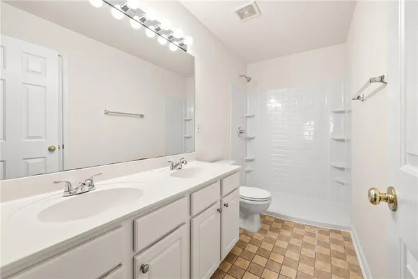 $2,800 | 350 Gaines Oak Way, Suwanee, GA 30024