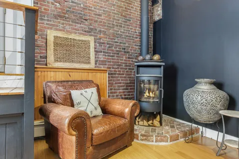 $819,000 | 348 Maplewood Avenue, Unit 4, Portsmouth, NH 03801