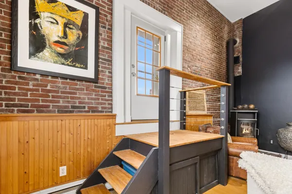 $819,000 | 348 Maplewood Avenue, Unit 4, Portsmouth, NH 03801