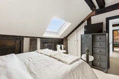 $819,000 | 348 Maplewood Avenue, Unit 4, Portsmouth, NH 03801