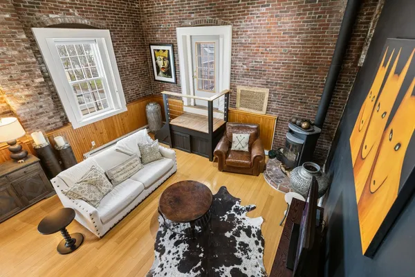 $819,000 | 348 Maplewood Avenue, Unit 4, Portsmouth, NH 03801