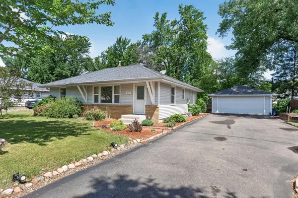 $369,900 | 211 92nd Avenue Northeast, Blaine, MN 55434