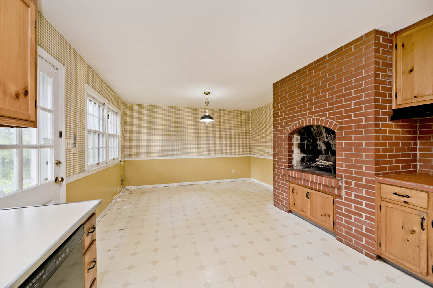 6249 Graham Road Indianapolis, IN 46220 - Photo 15 of 37