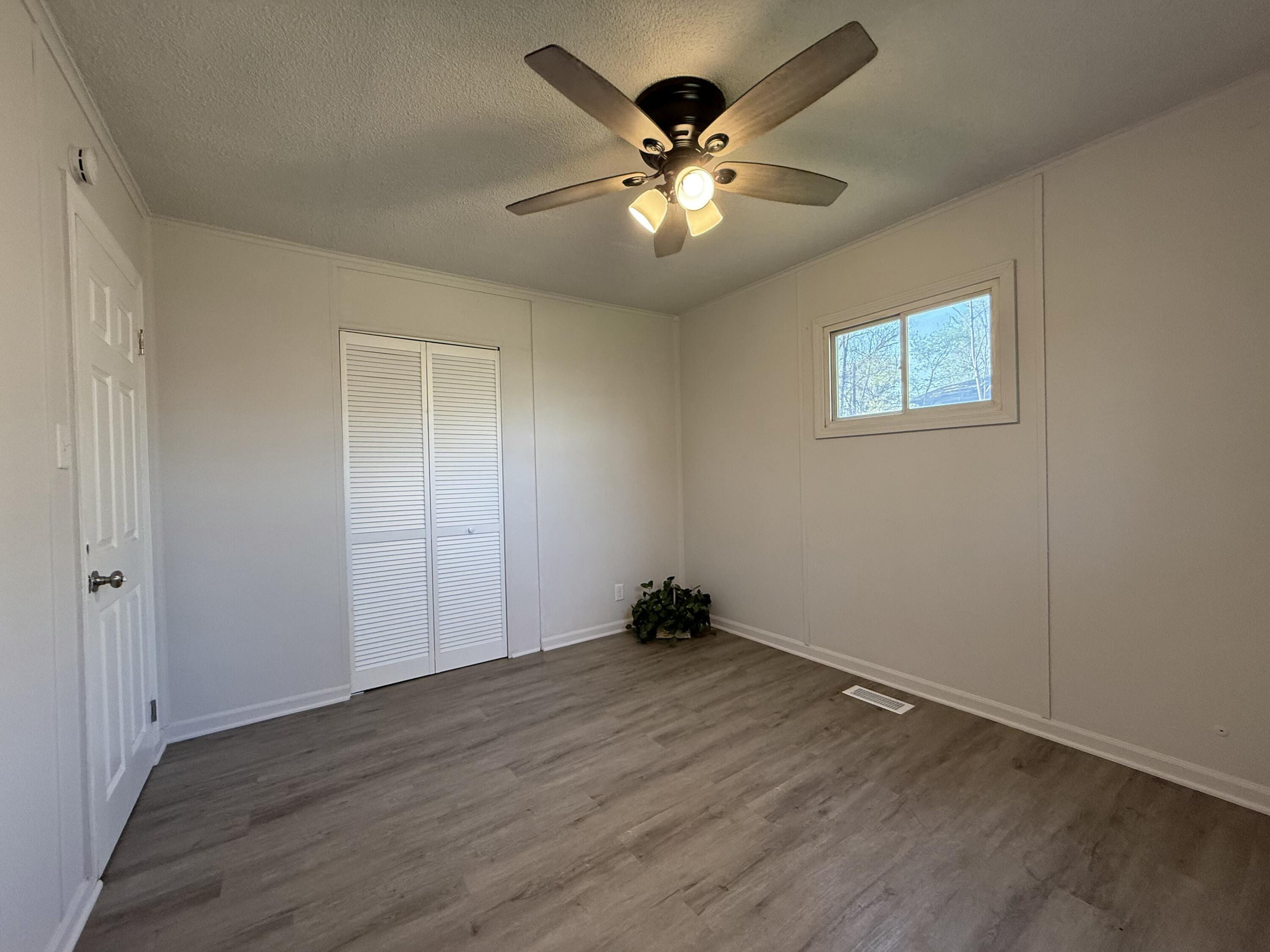 841 Pierce Street Gary, IN 46402 - Photo 11 of 16 3000x2250