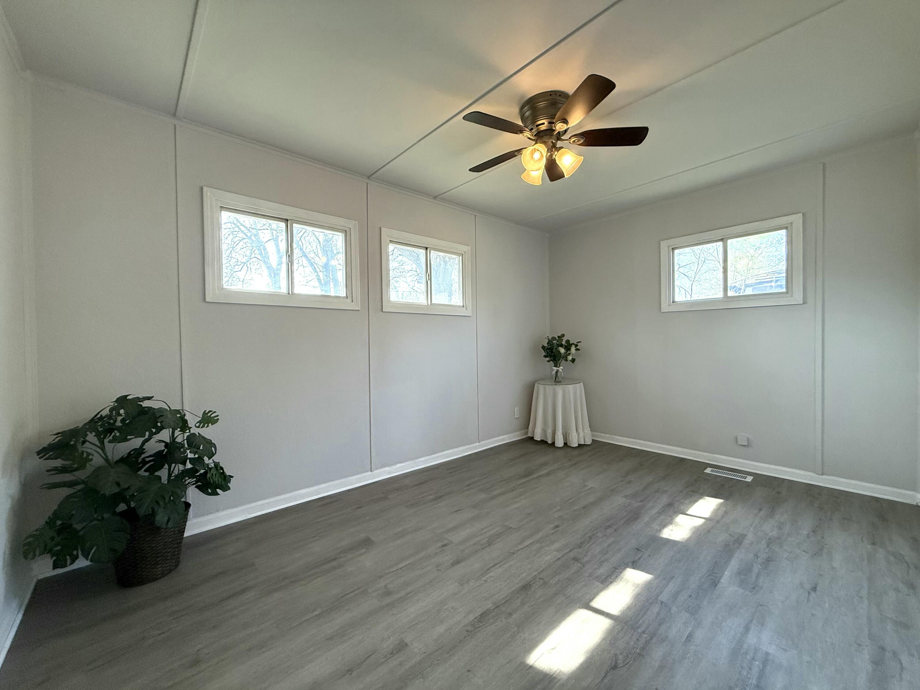 841 Pierce Street Gary, IN 46402 - Photo 6 of 16 3000x2250
