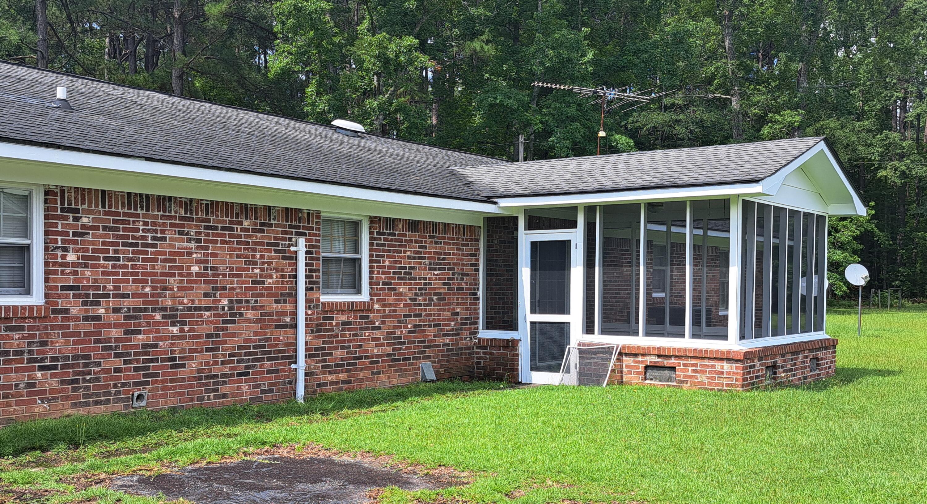 279 Circle Drive Denmark, SC 29042 - Photo 11 of 11 20250711_152756