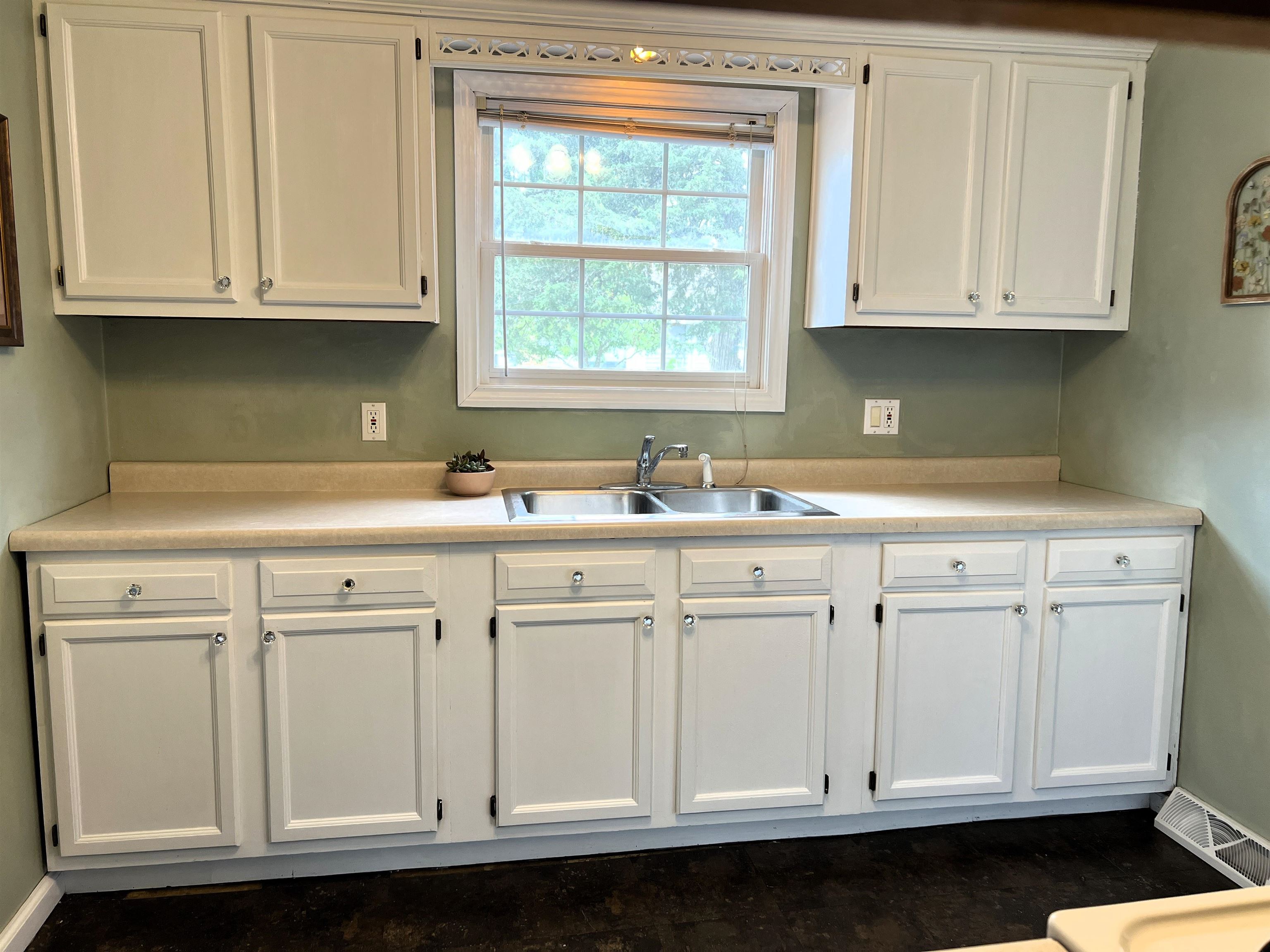 2517 Rice Street Stevens Point, WI 54481 - Photo 2 of 34