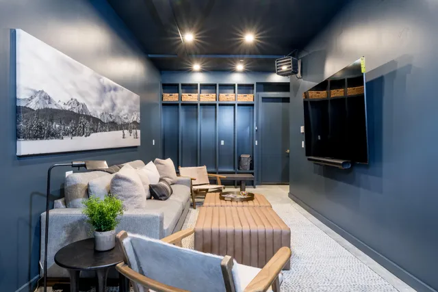 $3,850,000 | 120 8th Street West, Unit 101, Ketchum, ID 83340