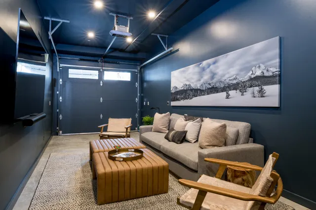 $3,850,000 | 120 8th Street West, Unit 101, Ketchum, ID 83340