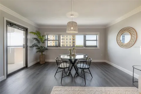 $575,000 | 4141 Bayshore Boulevard, Unit 1003, Tampa, FL 33611