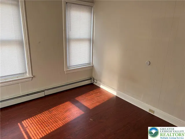 $2,300 | 413 Pawnee Street, Bethlehem, PA 18015