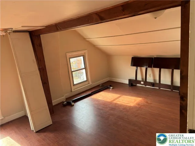 $2,300 | 413 Pawnee Street, Bethlehem, PA 18015