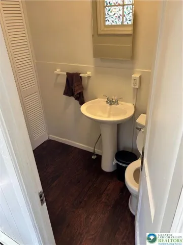 $2,300 | 413 Pawnee Street, Bethlehem, PA 18015