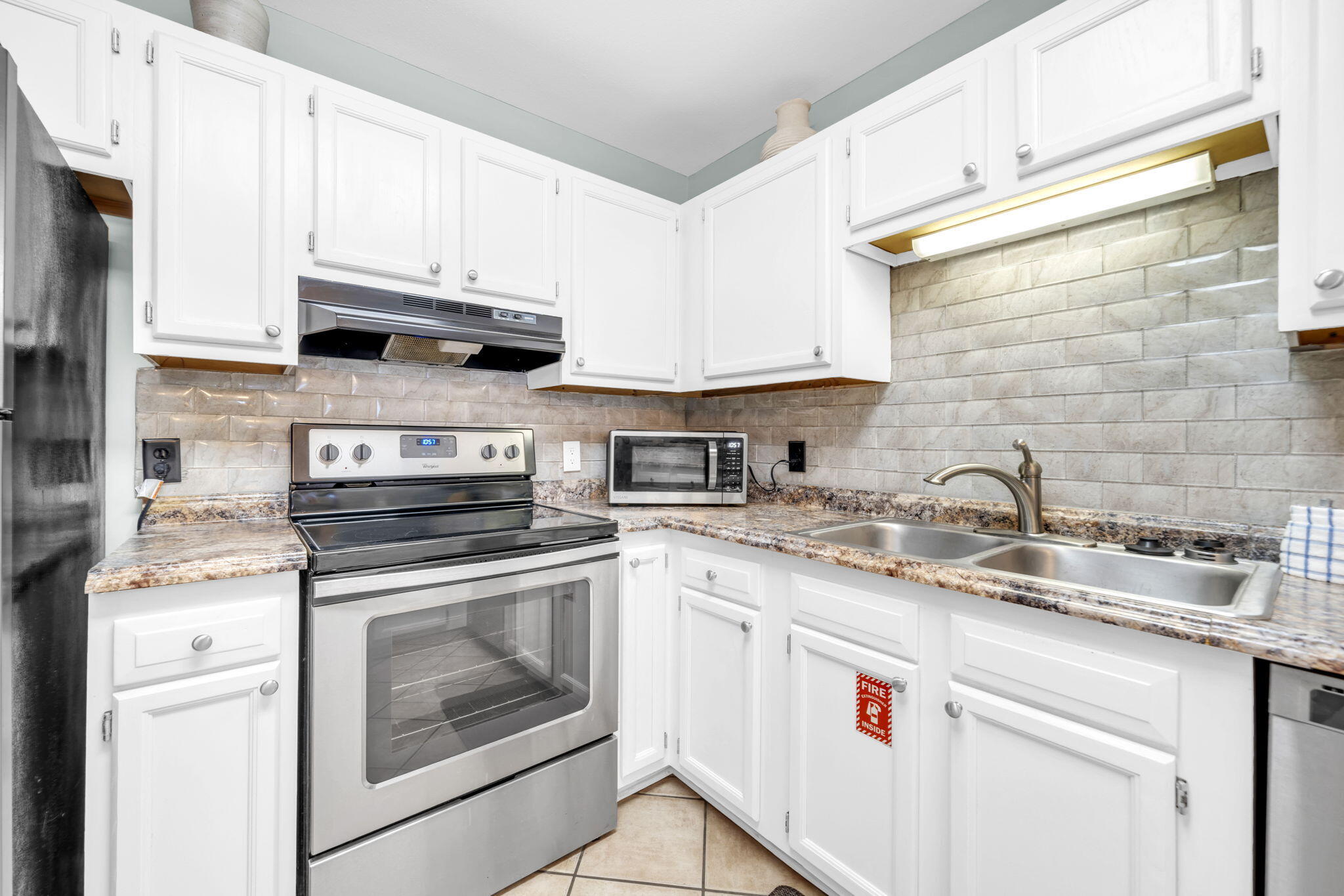 241 Ellis Road, Unit 43 Miramar Beach, FL 32550 - Photo 12 of 48 Kitchen View 4