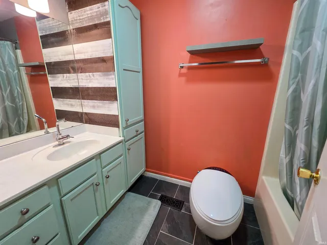 $109,000 | 2904 Dexter Court, Evansville, IN 47714