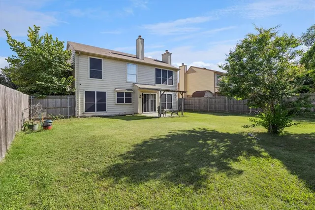 $298,000 | 2528 Creekwood Lane, Fort Worth, TX 76123