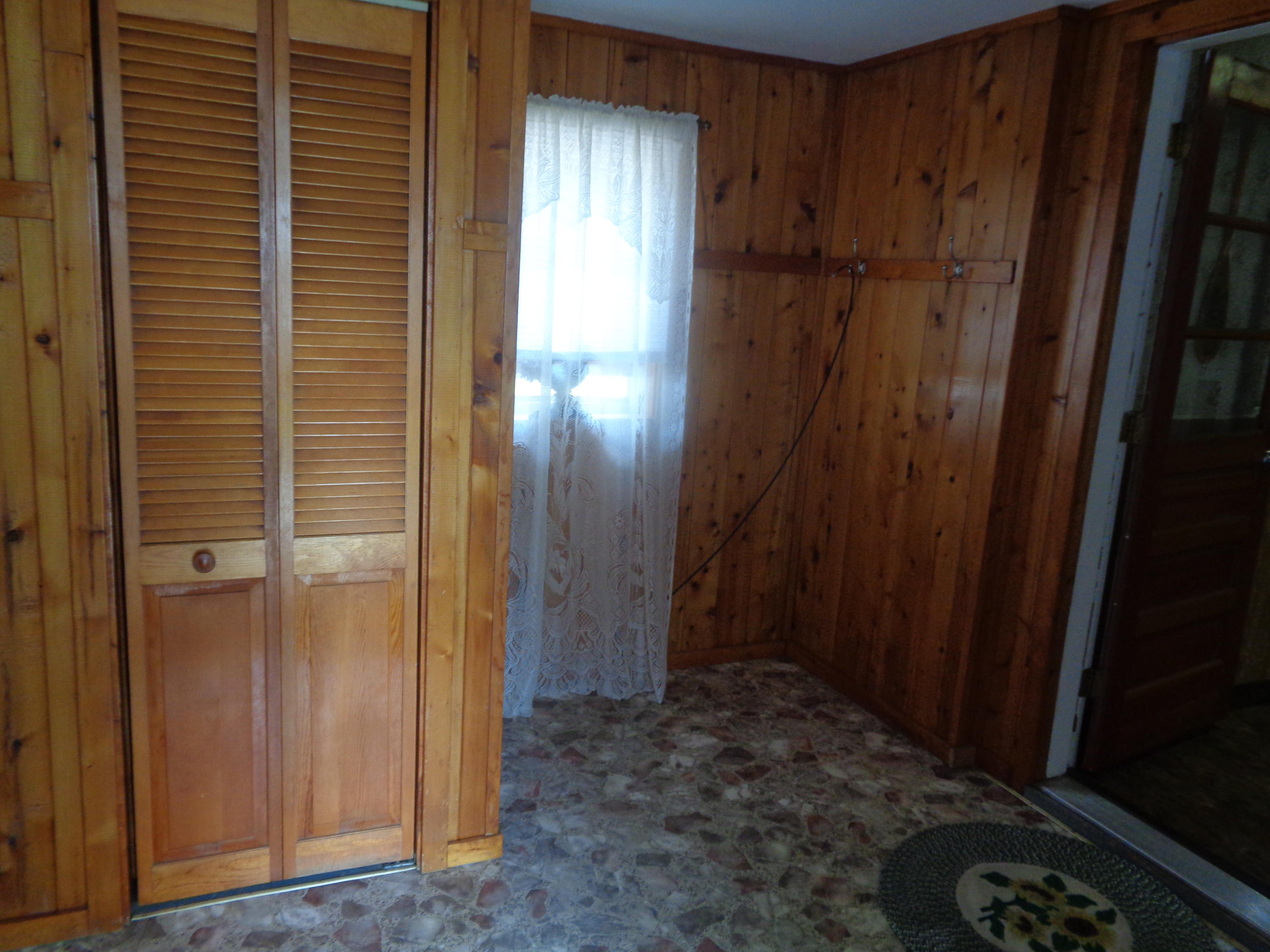 102 Bates Street Millinocket, ME 04462 - Photo 11 of 31 DSC02199