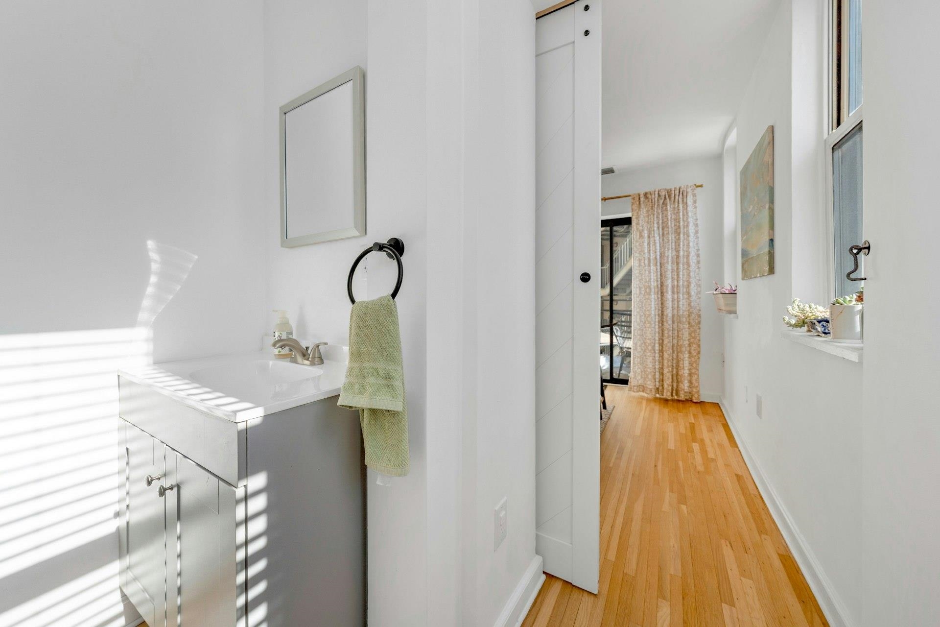 159 Newark Street, Unit 4D Hoboken, NJ 07030 - Photo 10 of 27