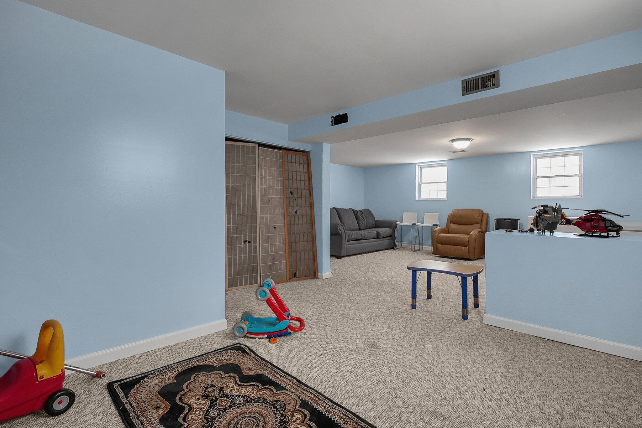 390 Lincolnshire Road Columbus, OH 43230 - Photo 22 of 32 22-web-or-mls-390-lincolnshire-rd