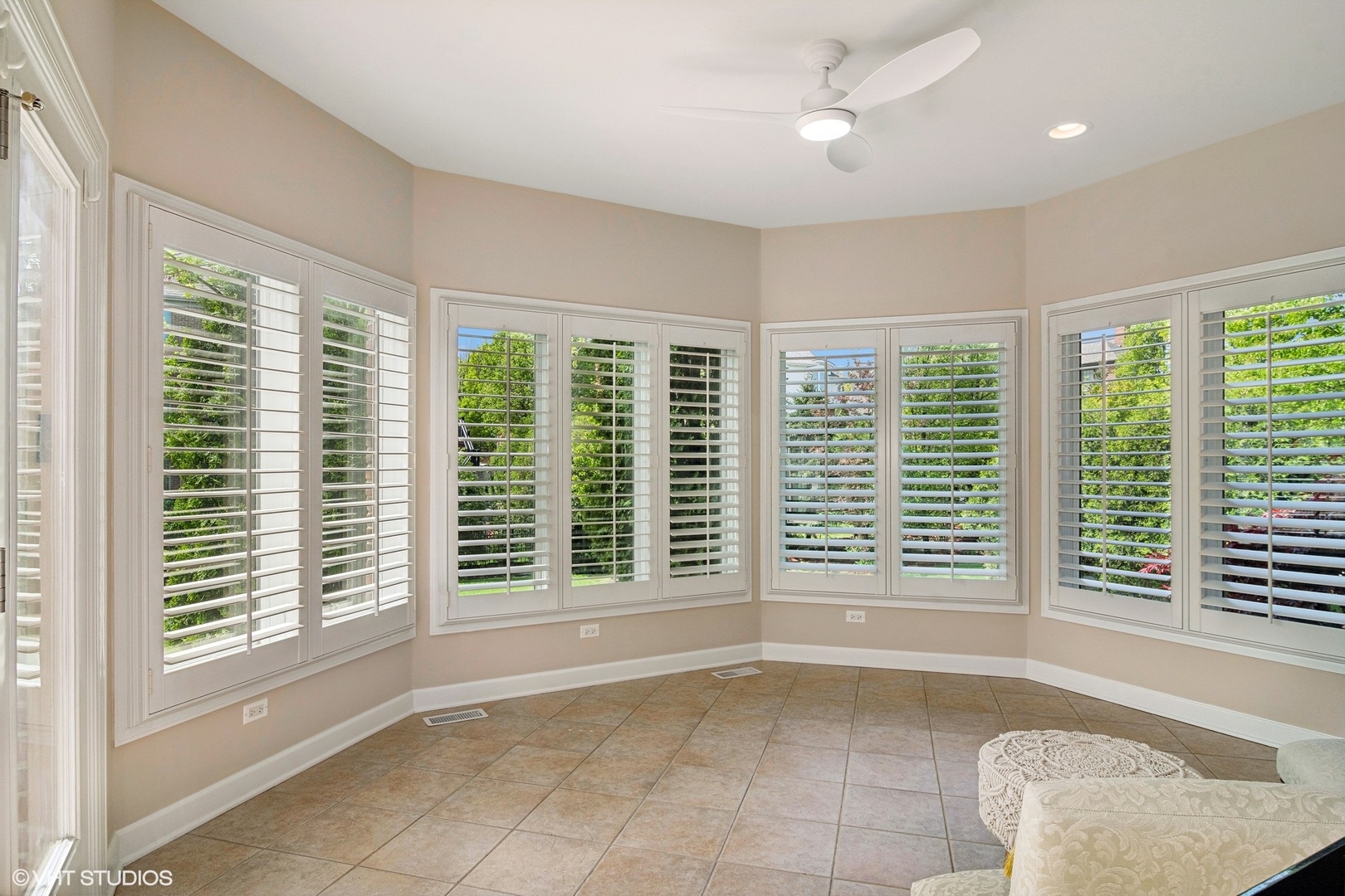 36 Ford Lane Naperville, IL 60565 - Photo 14 of 42 a view of an empty room with a window