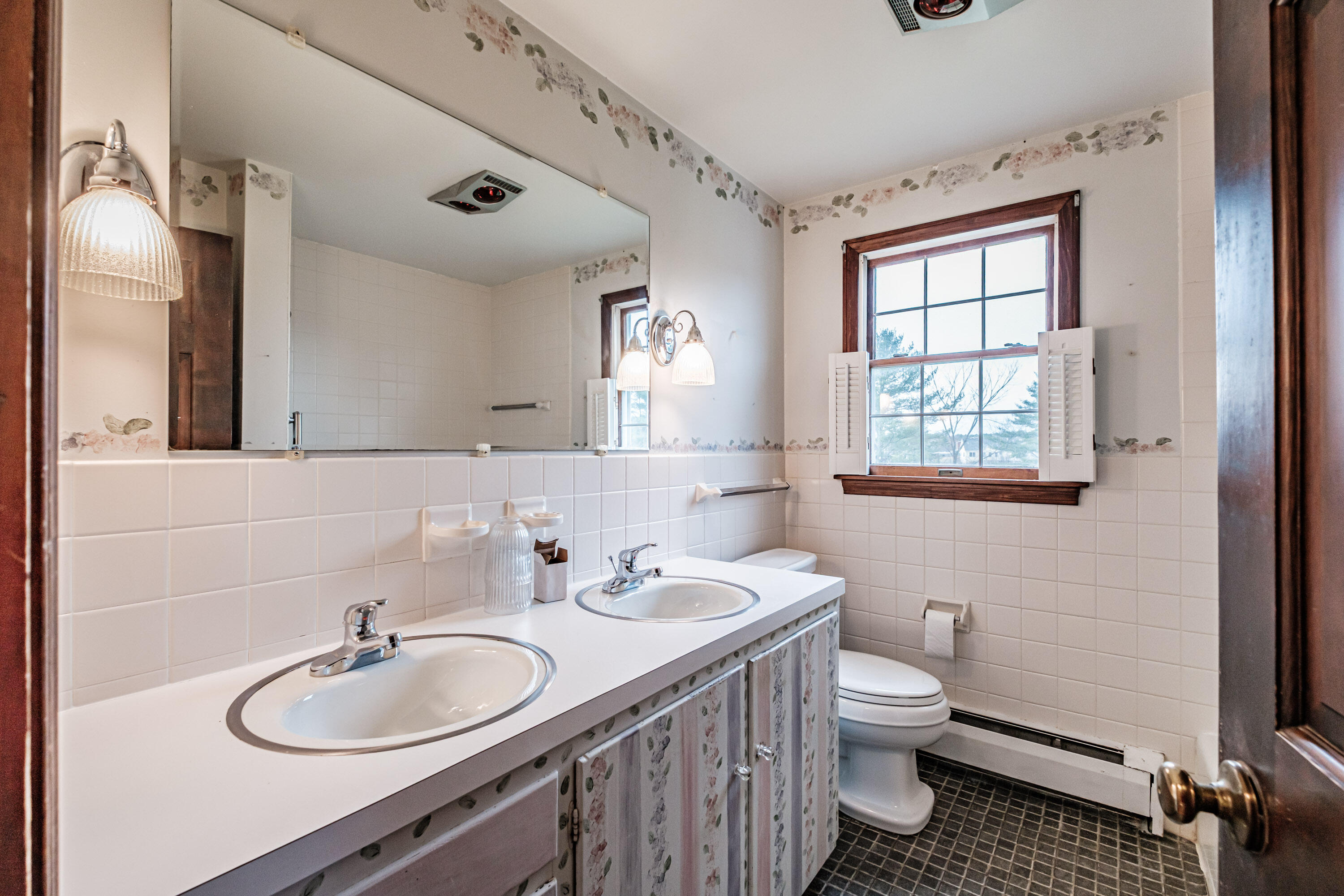 620 Cumberland Street Westbrook, ME 04092 - Photo 34 of 62 20251112gp-60065