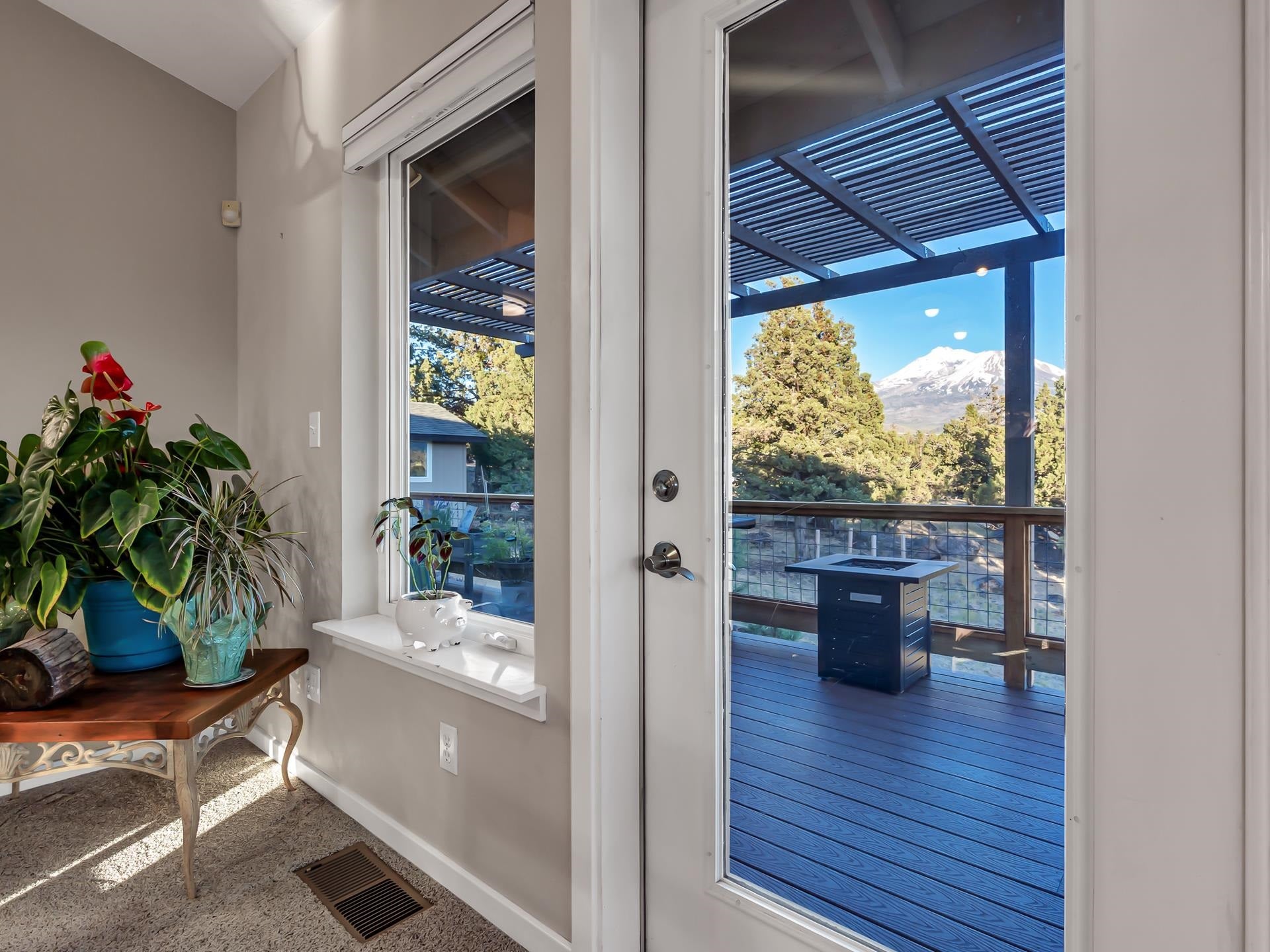 5220 Saddle Ridge Road Weed, CA 96094 - Photo 17 of 44 Gallery Image 17