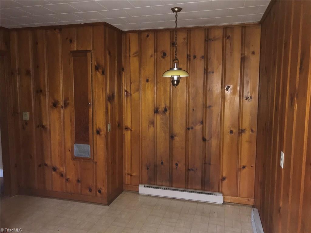251 Rolling Road Burlington, NC 27217 - Photo 5 of 10 Gallery Image 5