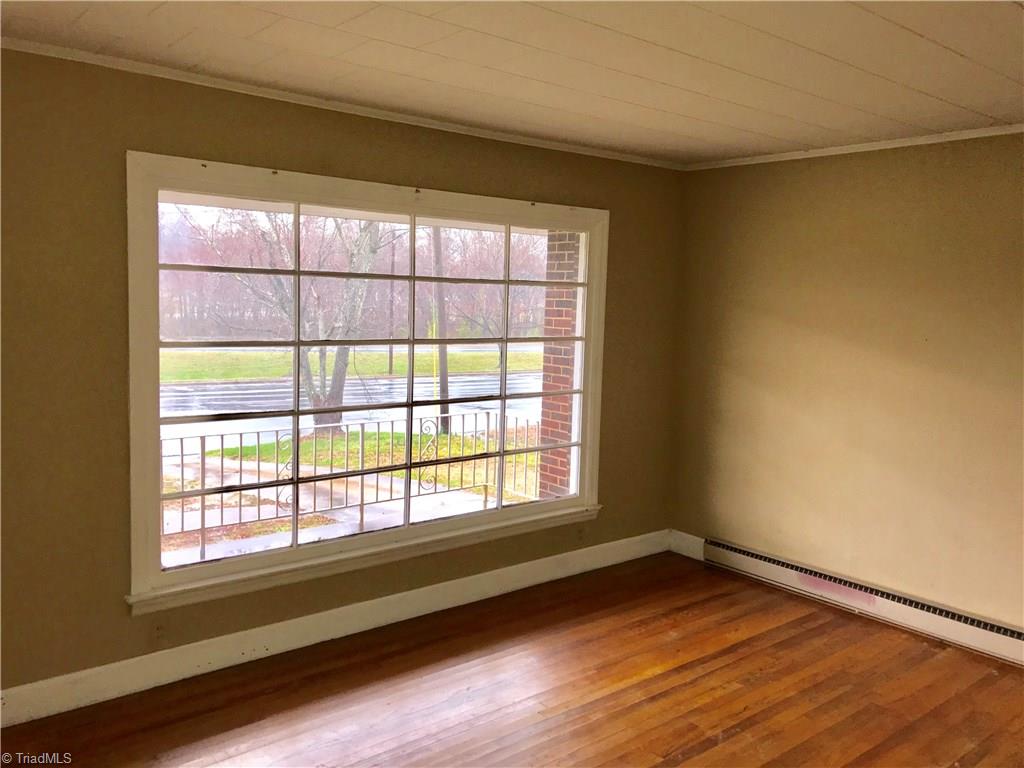 251 Rolling Road Burlington, NC 27217 - Photo 8 of 10 Gallery Image 8