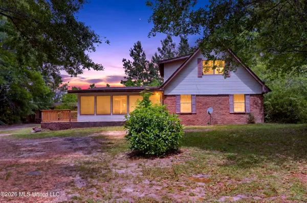 $179,999 | 303 Varnado Avenue, Wiggins, MS 39577