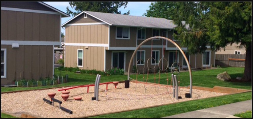 2107 North Laventure Road Mount Vernon, WA 98273 - Photo 6 of 10 a view of a house with backyard and trees