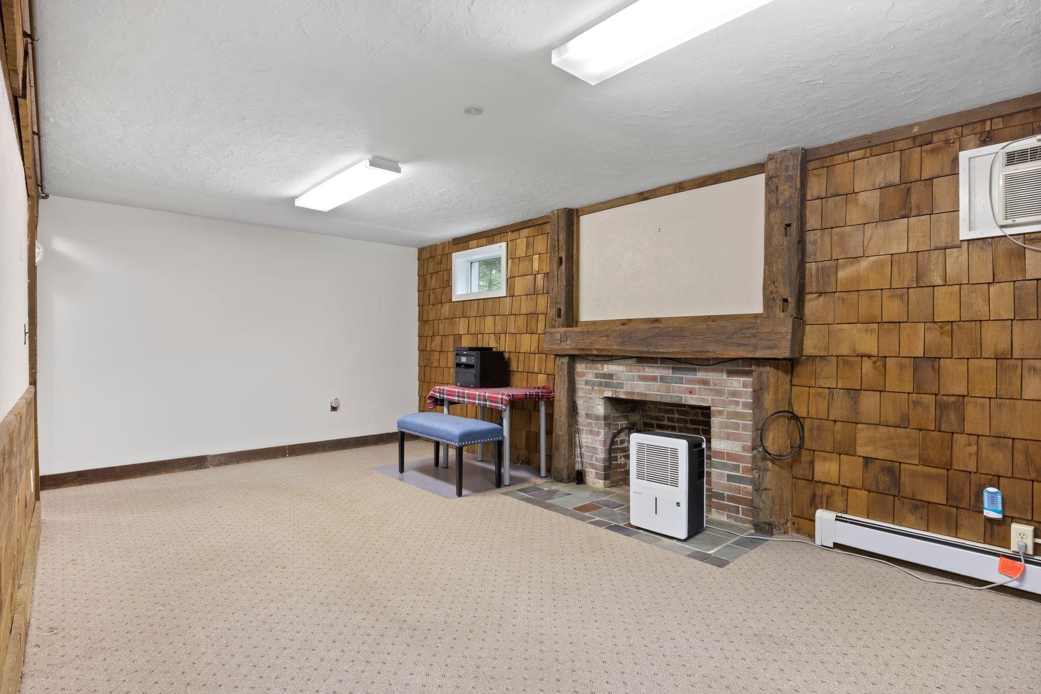46 Woodridge Road Durham, NH 03824 - Photo 39 of 60